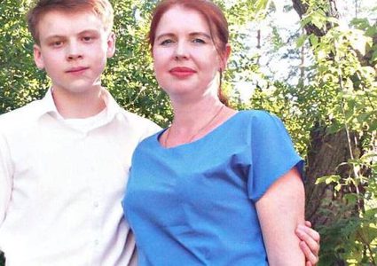 فتى يقتل جميع أفراد عائلته