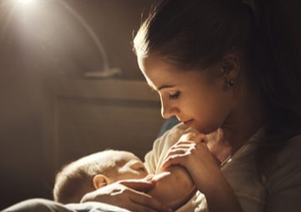 خرافات الرضاعة الطبيعية