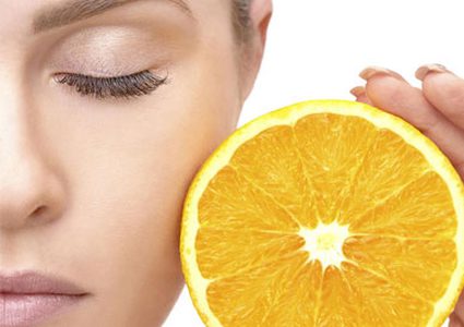 فيتامين C لبشرة متوهجة