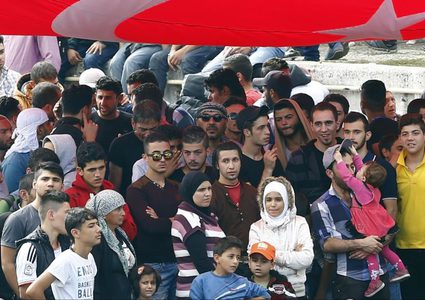 تمديد مهلة عودة اللاجئين السوريين المقيمين في إسطنبول