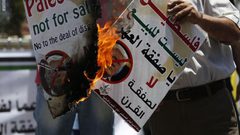 أمناء سر لحركة فتح: دعوات أمريكية مشبوهة لشق الصف الوطني