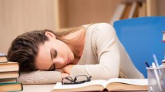 كيف تعوض ساعات النوم خلال النهار ؟