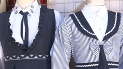 المريول المدرسي يثير موجة انتقادات واسعة في غزة