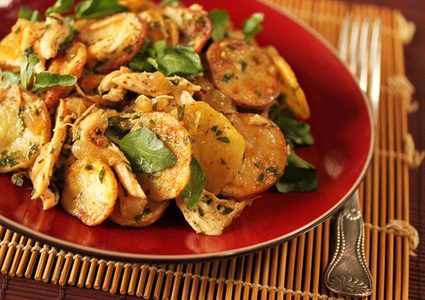 سلطة البطاطا والدجاج بالكاري