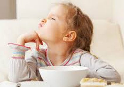 ضرب الطفل قد يصيبه بالاكتئاب