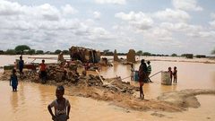 وفاة 54 شخصا جراء فيضانات في السودان