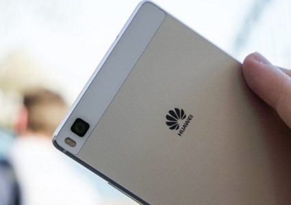 مؤسس "هواوي" يتعهد بـ"السيطرة على العالم"