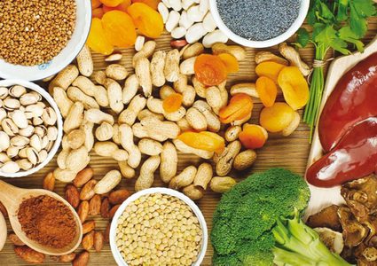 أطعمة تمنح جسمك معدلاً طبيعياً من عنصر الحديد