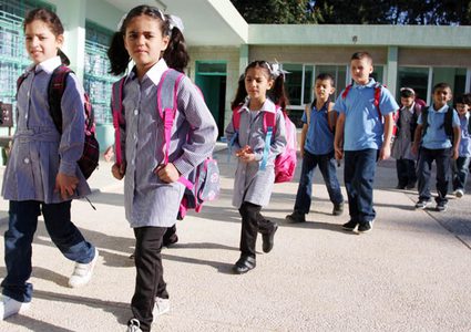 مليون و300 ألف طالب وطالبة يتوجهون إلى مدارسهم صباح اليوم