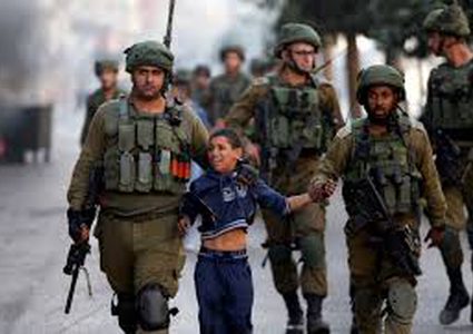 220 أسيرا من الأطفال محرمون من الالتحاق بالعام الدراسي الجديد