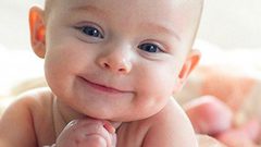 شكل رأس الطفل الرضيع الطبيعي