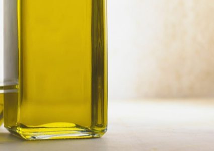 زيت الخروع للولادة: هل هو آمن؟