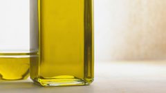 زيت الخروع للولادة: هل هو آمن؟