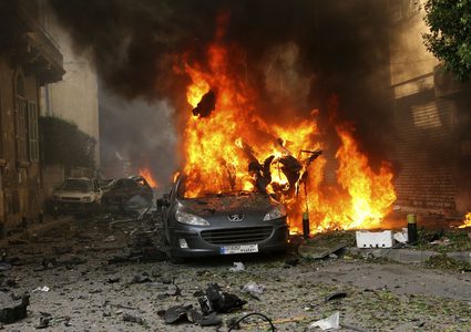 مقتل سوريان وإصابة آخرين بانفجار سيارة مفخخة