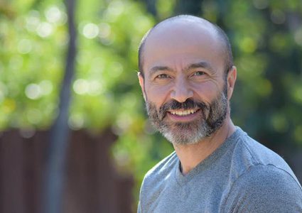 منشور لفنان سوري يصيبه بوابل من التعليقات