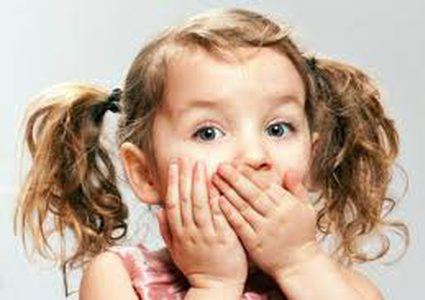 أسئلة الأطفال المحرجة .. كيف تجيبون عليها؟