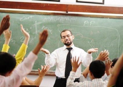 اتحاد المعلمين ينفي ما تم تداوله حول اضراب المدارس غداً