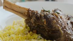 يخنة لحم الموزات