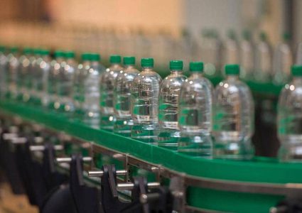 الزجاجات البلاستيكية وتأثيراتها السلبية على الصحة