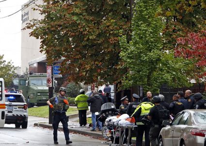 النيابة الأمريكية تطالب بإعدام منفذ هجوم على كنيس يهودي