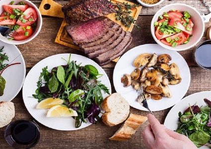 أطعمة تحمي الجلد من أشعة الشمس