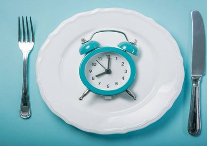 دراسة : الصيام المتقطع يخفض الوزن ويحسن صحة القلب