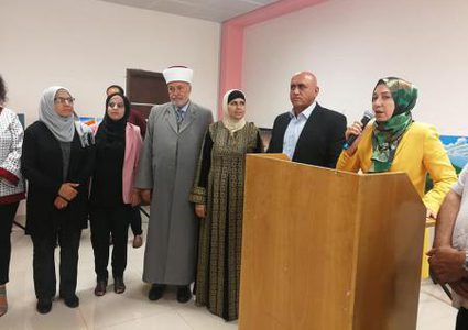 افتتاح معرض "بالريشة والقصيدة نلون القدس" في جنين