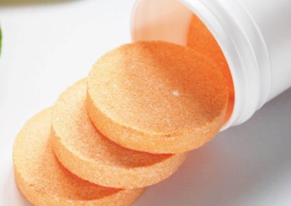 فيتامين C ونقصه في جسمك .. آثار غريبة!