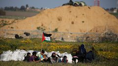 صحيفة تكشف مبادرة مصرية لتثبيت التهدئة بين حماس واسرائيل