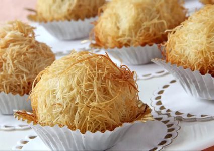 كرات الكنافة بالجوز