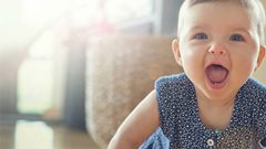 تأخر حبو الطفل قد ينذر بمشاكل صحية