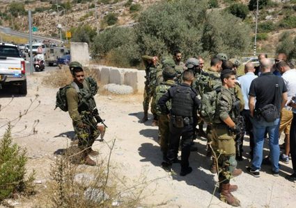 مستوطنون يقتحمون "عين بوبين" غرب رام الله