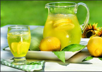 كيف تعرفون أن الليمون يحتوي على عصير قبل شرائه؟