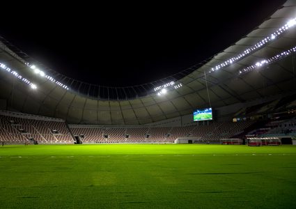 كيف يتم صنع شكل ملاعب كرة القدم ؟