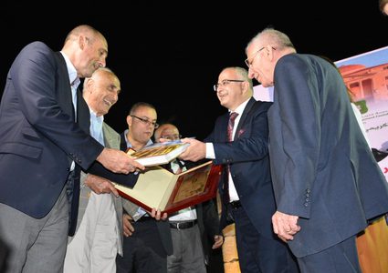 مؤسسة منيب وإنجلا المصري للتنمية تكرم الباحث المقدسي محمد غوشة