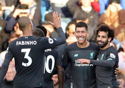 ليفربول يحتفظ بالقمة بعد الفوز على بيرنلي