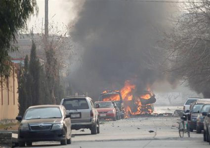 مقتل 5 أشخاص بتفجير سيارة في أفغانستان