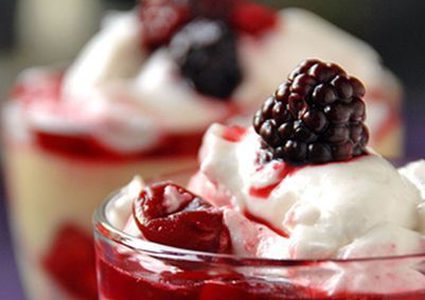 بارفيه لبن الزبادي مع اللوتس والآيس كريم