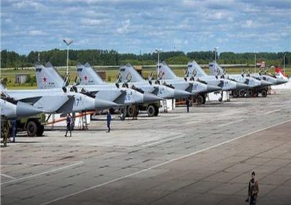 الدفاعات الجوية السورية تعترض طائرات مُسيرة تستهدف قاعدة حميميم