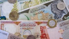 انخفاض حاد لليرة السورية في الأسواق