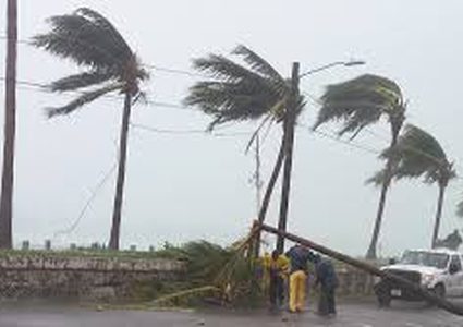 بعد دمار واسع بالباهاما إعصار دوريان يصل فلوريدا