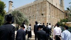 أبو سنينة: اقتحام نتنياهو للحرم الابراهيمي تصعيد خطير