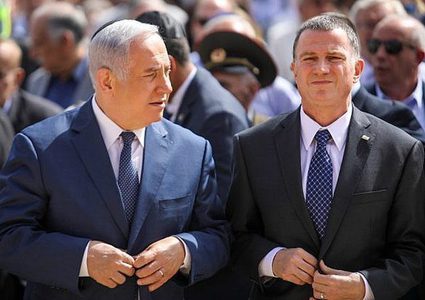 الشعبية تؤكد أن اقتحام الحرم الإبراهيمي قد يشعل حربا دينية