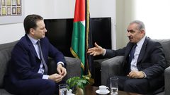 اشتيه يستقبل المفوض العام للأونروا بمدينة رام الله