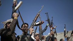 الحكومة اليمنية ترحب بدعوة الحوار مع السعودية