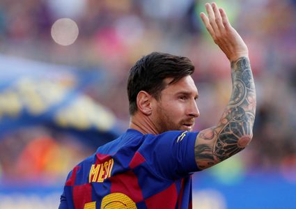 برشلونة لميسي: بإمكانك الرحيل متى تشاء