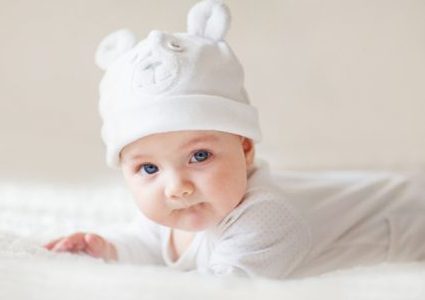 الحول الوحشي عند الأطفال.. أسبابه وأعراضه وطرق علاجه