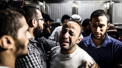 صور من وداع جثمان الشهيد الطفل خالد إياد الربعي (14 عامًا) الذي قضى برصاص الاحتلال شرق مدينة غزة.