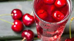 عصير الكرز الأسود