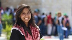 الاحتلال يعتقل سماح جرادات ويقتحم منازل في قرية عين قينيا